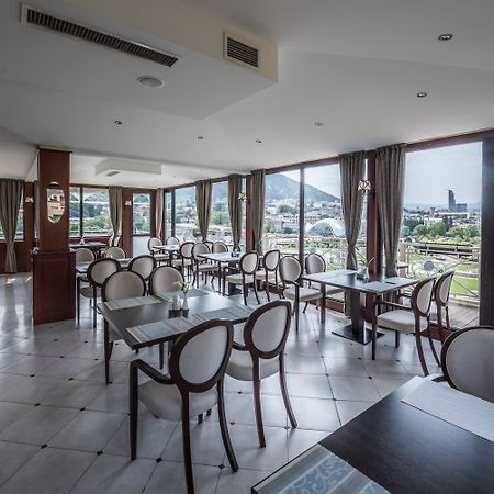 Hotel Rikhe Monika Tbilisi Exteriör bild