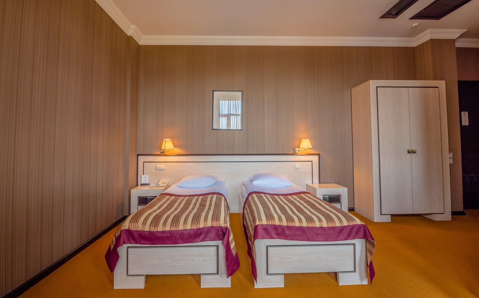 Hotel Rikhe Monika Tbilisi Exteriör bild
