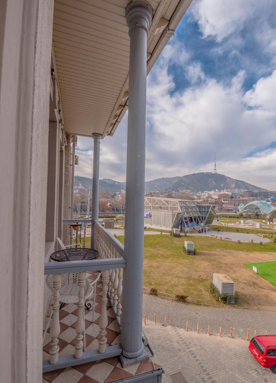 Hotel Rikhe Monika Tbilisi Exteriör bild